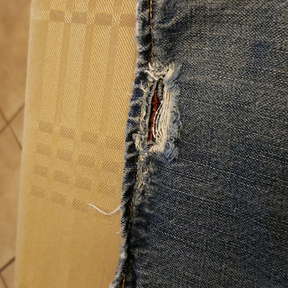 Old Navy Straight Leg Jeans (0315) - Picture 4 of 10